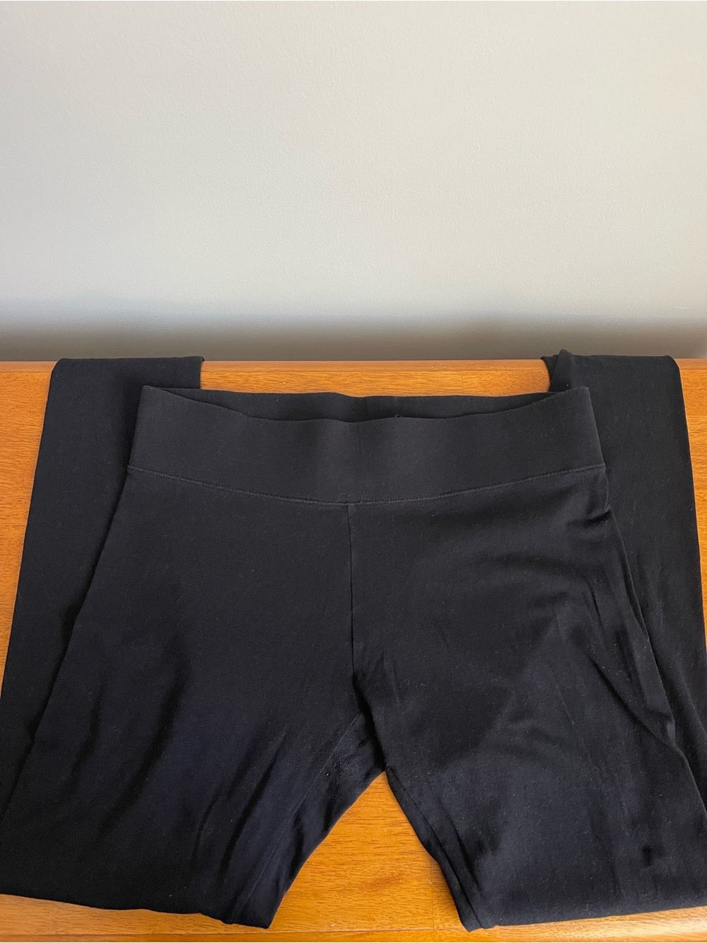 HUE Black Stretch Leggings